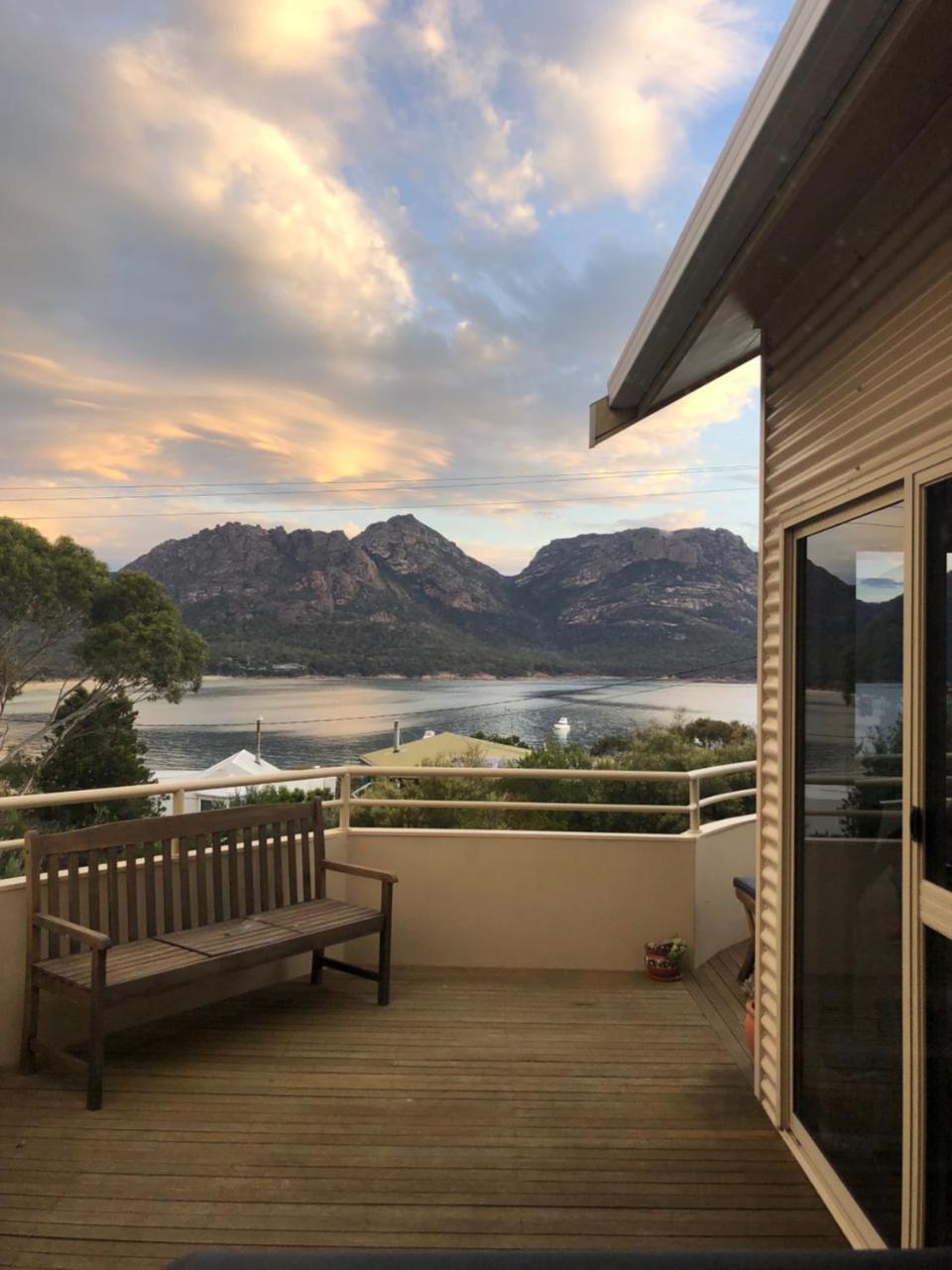 Freycinet Beach House Coles Bay Buitenkant foto